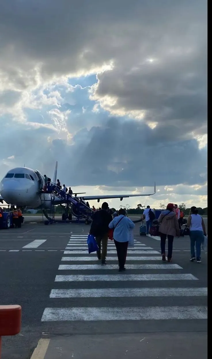 Guide complet sur la location de voiture à l'aéroport de Fès - FatmCar Les meilleures agences de location de voiture à l'aéroport de Fès en 2025