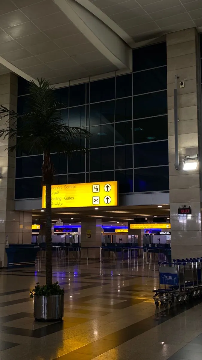 Guide complet sur la location de voiture à l'aéroport de Fès - FatmCar Découvrez l'Agence de Location Ouverte 7j/7 à l’Aéroport de Fès - Réservez à Toute Heure